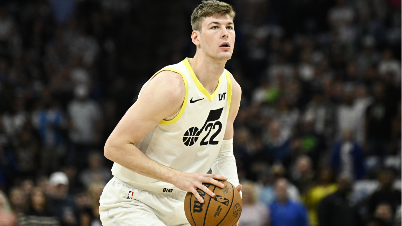 Grizzlies ký hợp đồng Exhibit 10: Trung phong cao 7 feet hứa hẹn tiềm năng