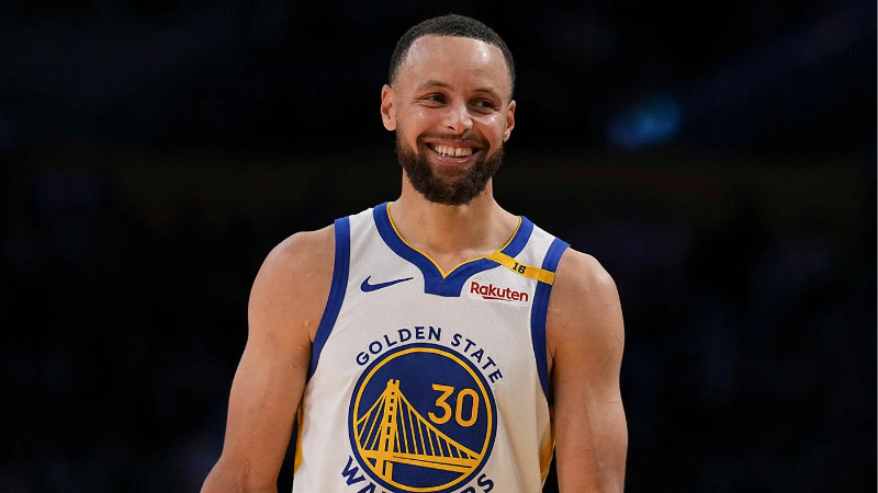 Stephen Curry đặt mục tiêu vĩ đại: Hành trình không ngừng hướng đến đỉnh cao
